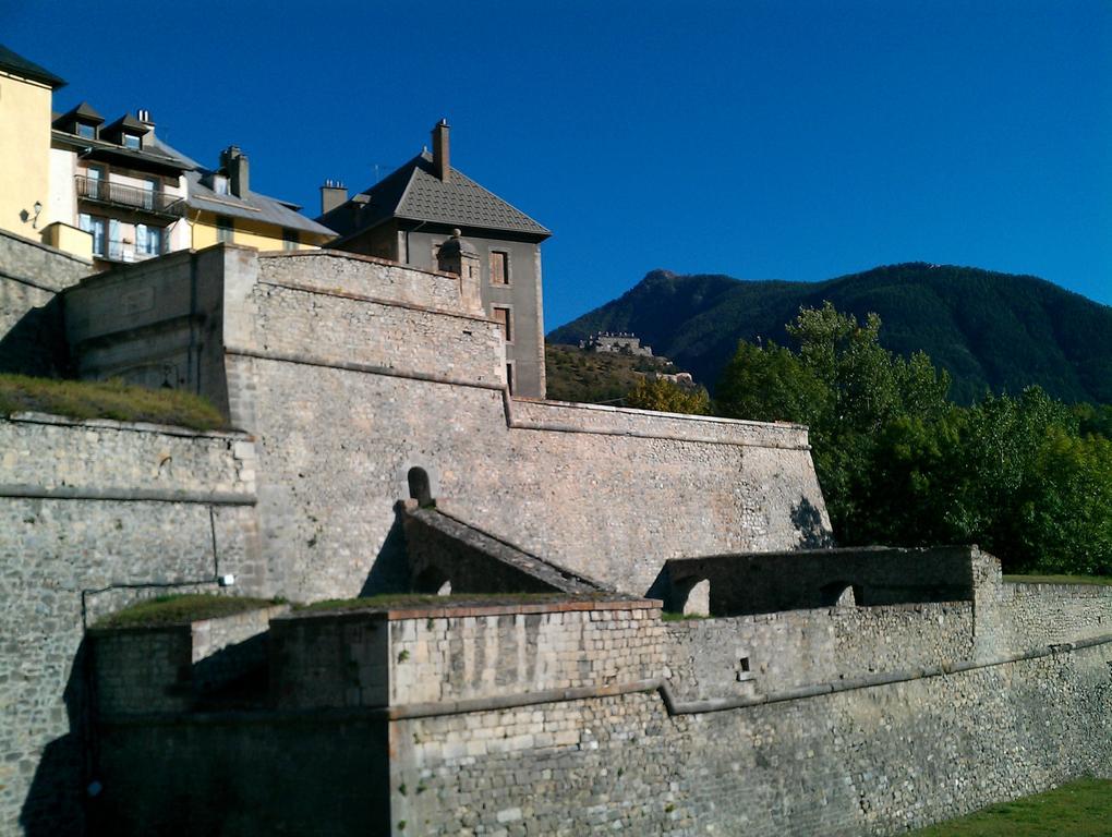 Pres Des Forts Briançon Exterior foto